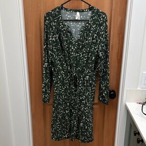 PACT Organic Cotton Long Sleeve Drawstring Waist Green Floral Dress